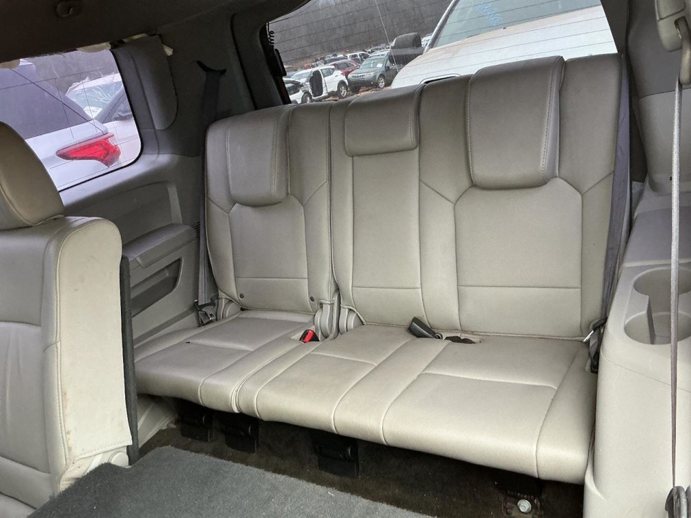 PILOT 2012 Glove Box 4922053