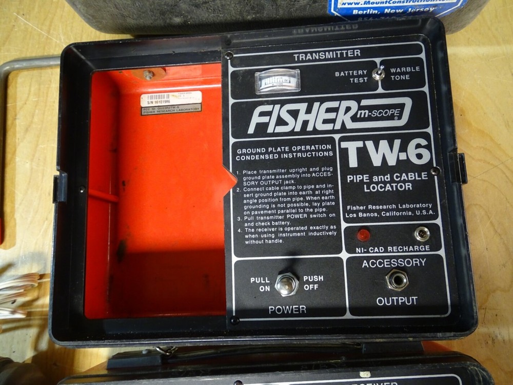 Fisher Split Box Pipe and Cable Locator Untested, TW-6