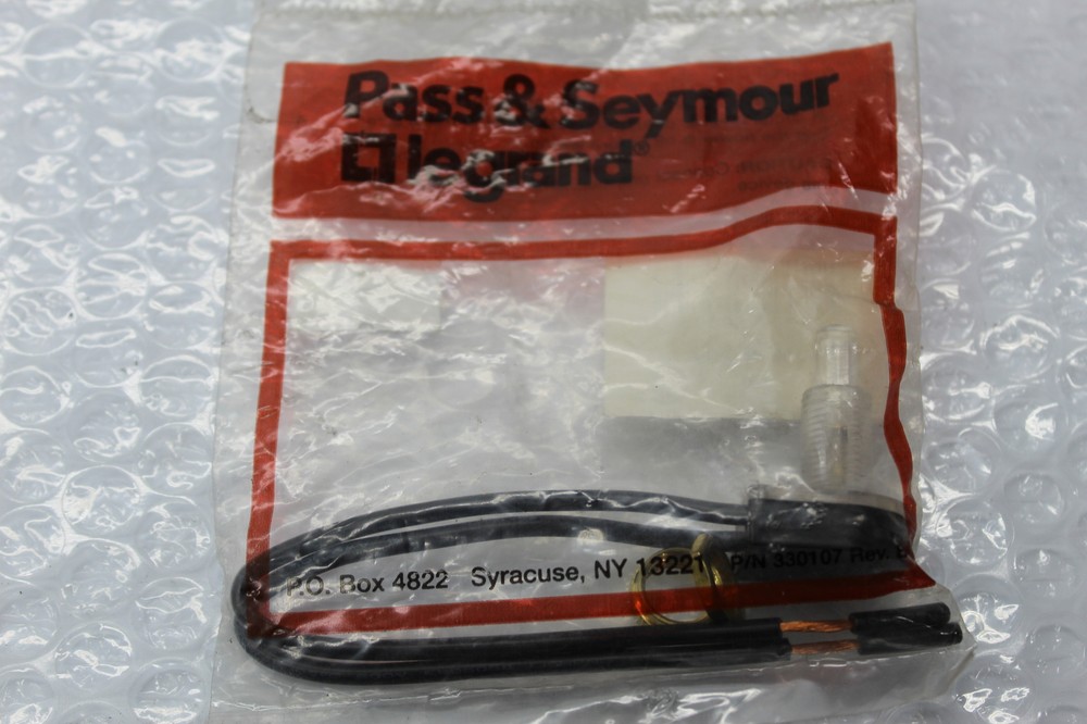 PASS & SEYMOUR 575 E81372 SWITCH NSMP