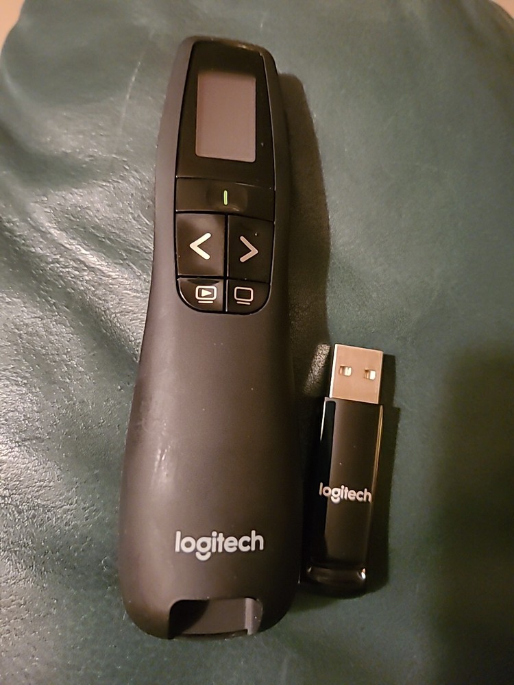 Logitech R400 Laser Presentation Remote - Black