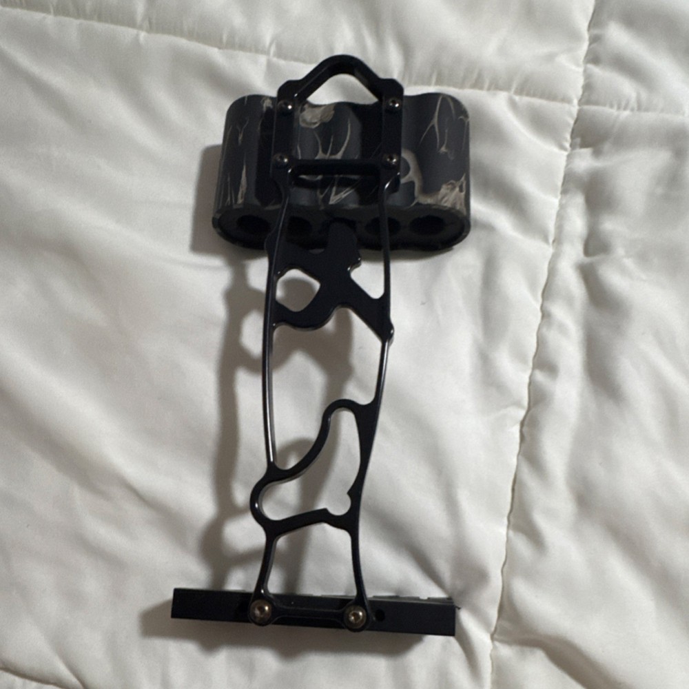 Trophy Ridge Compound Bow Quiver Black Gray Plastic