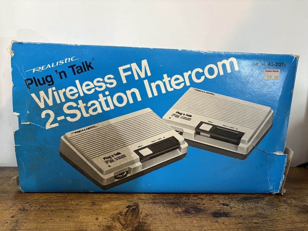 Realistic Plug 'n Talk Wireless FM Intercom System 2 Stations 43-207C VTG