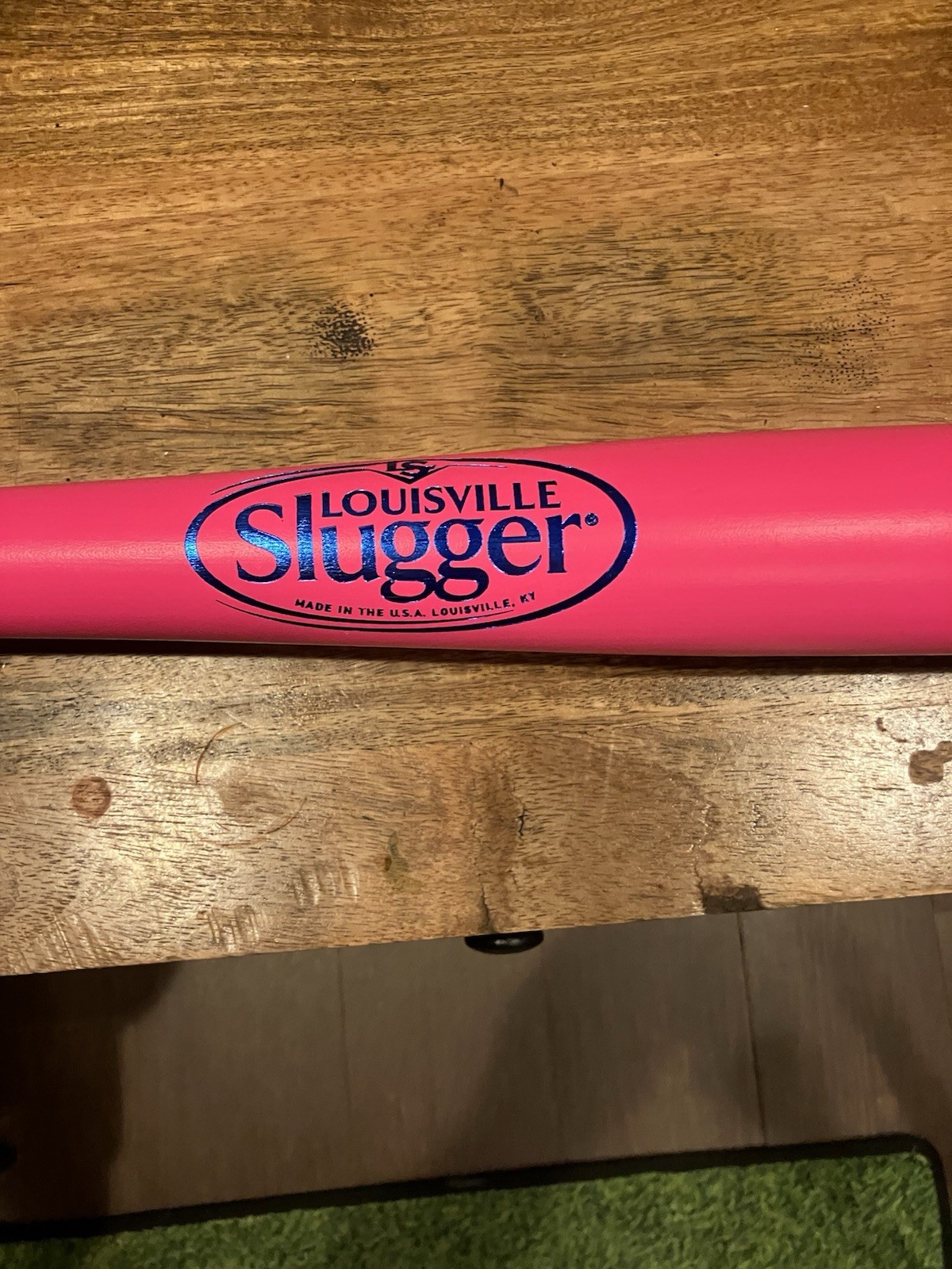 Louisville Slugger Genuine Pink Mixed Baseball Bat 32 Inch Balanced Design