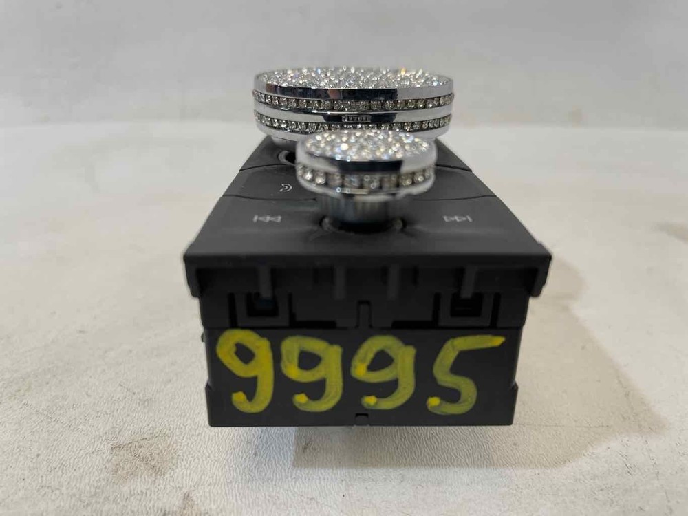 FITS 2021-2023 CADILLAC XT5 NAVIGATION CONTROLLER CENTER CONSOLE MOUNTED OEM