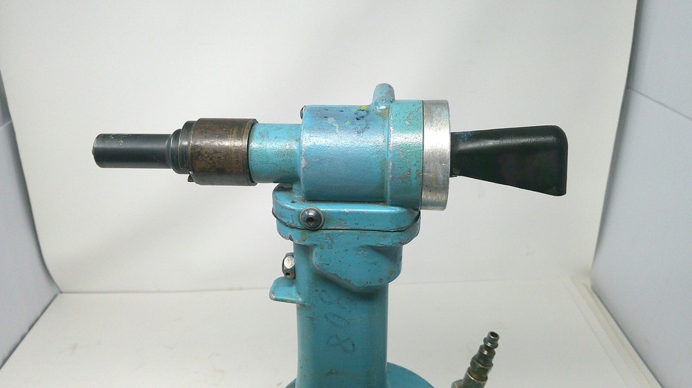 USED CHERRY G85D RIVETER RIVET GUN Textron PNEUMATIC WORKING