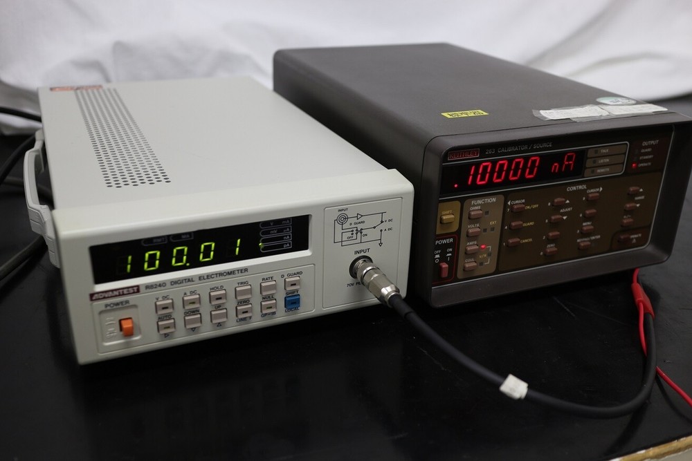 ADVANTEST R8240 Digital Electro Meter