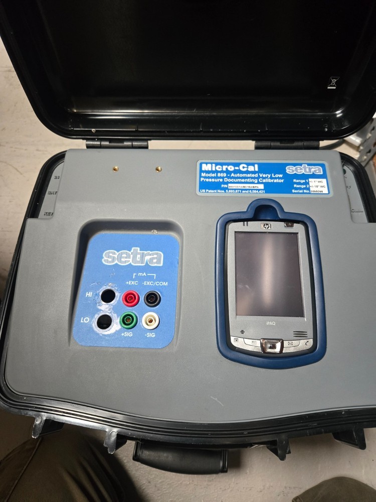 Setra Micro-Cal Model 869 Ultra Low Digital Pressure Calibrator