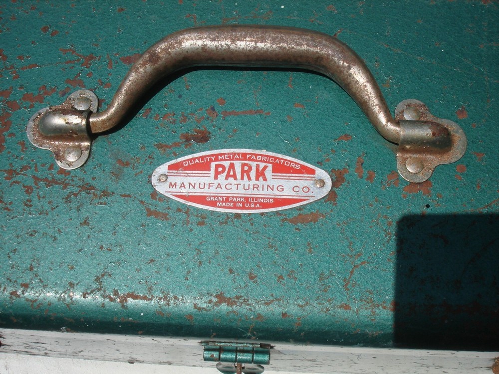 Vintage Park Portable Toolbox