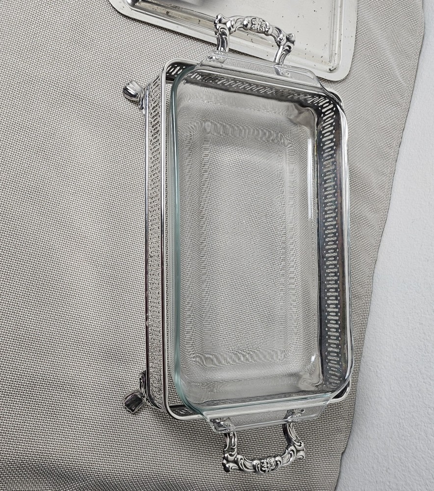 Vintage Oneida Silver Plated Pyrex Casserole Dish Holder Footed Serving Stand