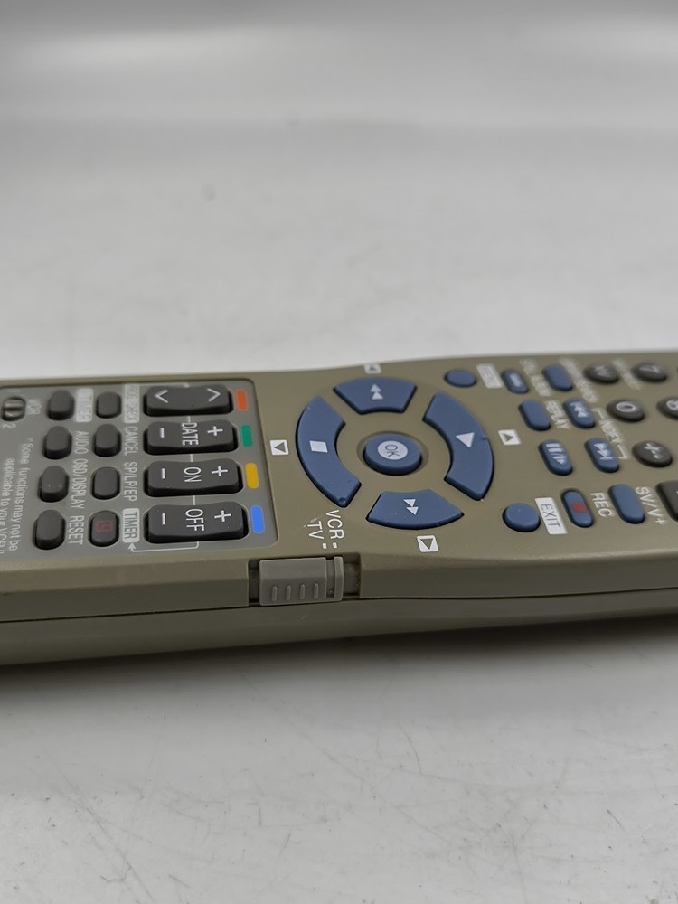 Panasonic N2QAKB000024 Remote - Non Working, Dusty Condition