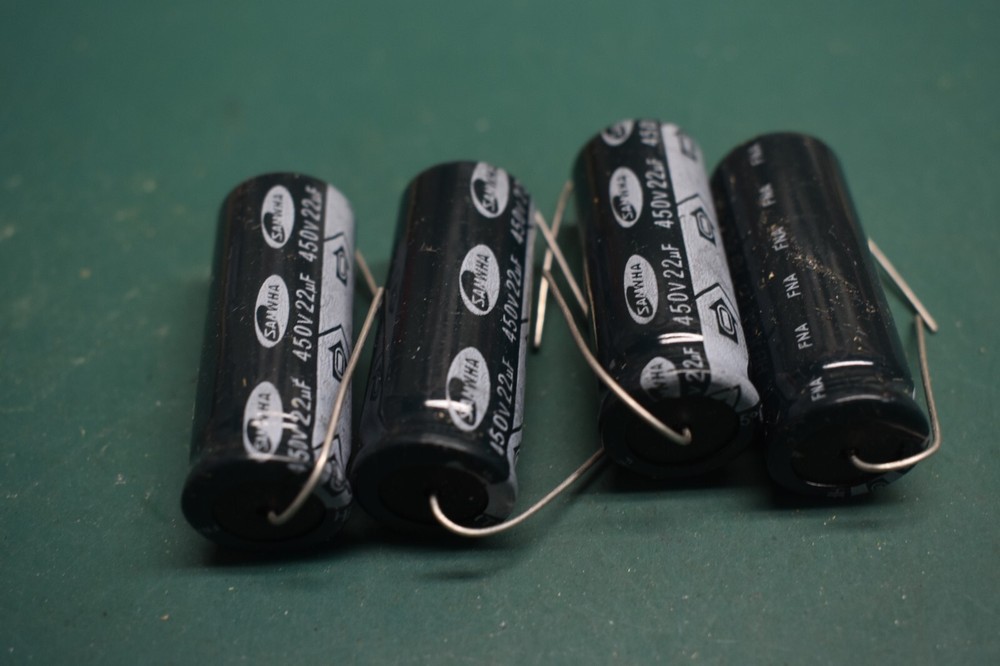 Samwha 22 uF 450 Vdc Amplifier Electrolytic Filter Capacitors Tested Four