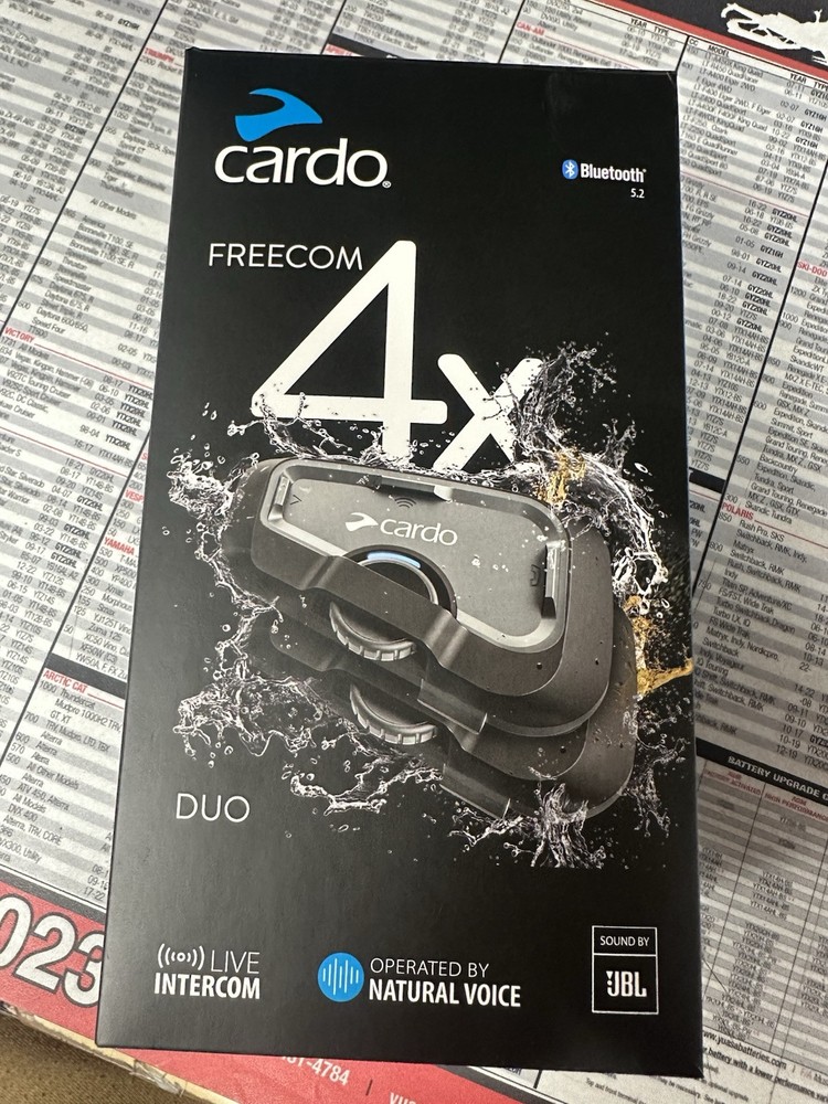 Cardo Freecom 4 DUO Headsets Intercom: Bluetooth, JBL Speakers, Matched Pair: 2