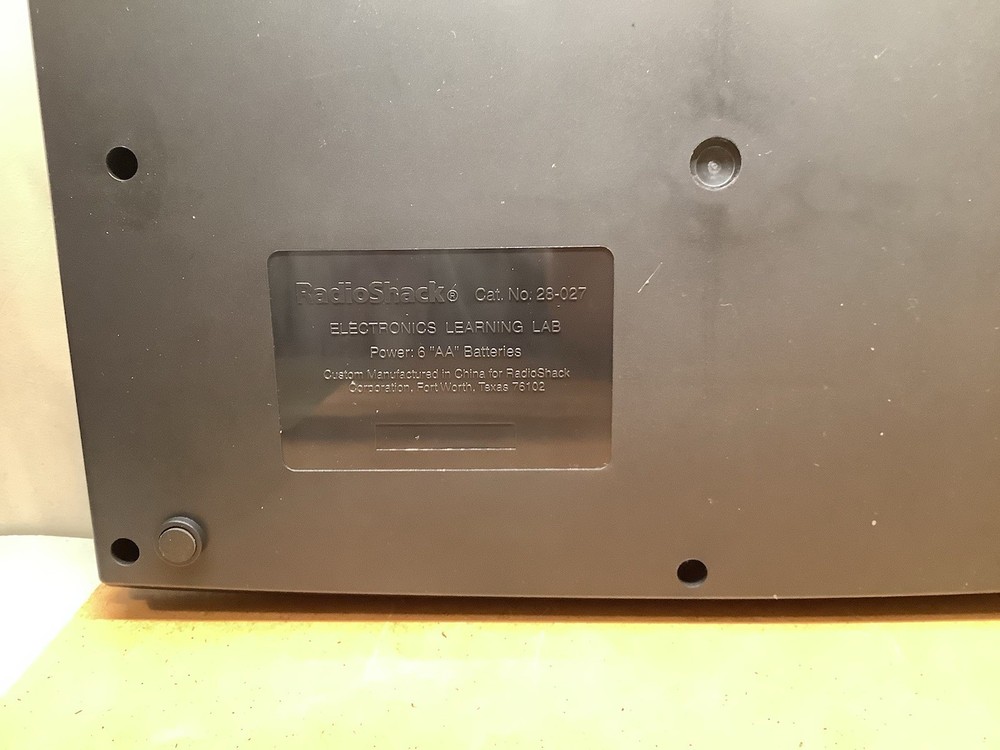 Radio Shack Electronics Learning Lab Model 28-027 - Untested - Read Description
