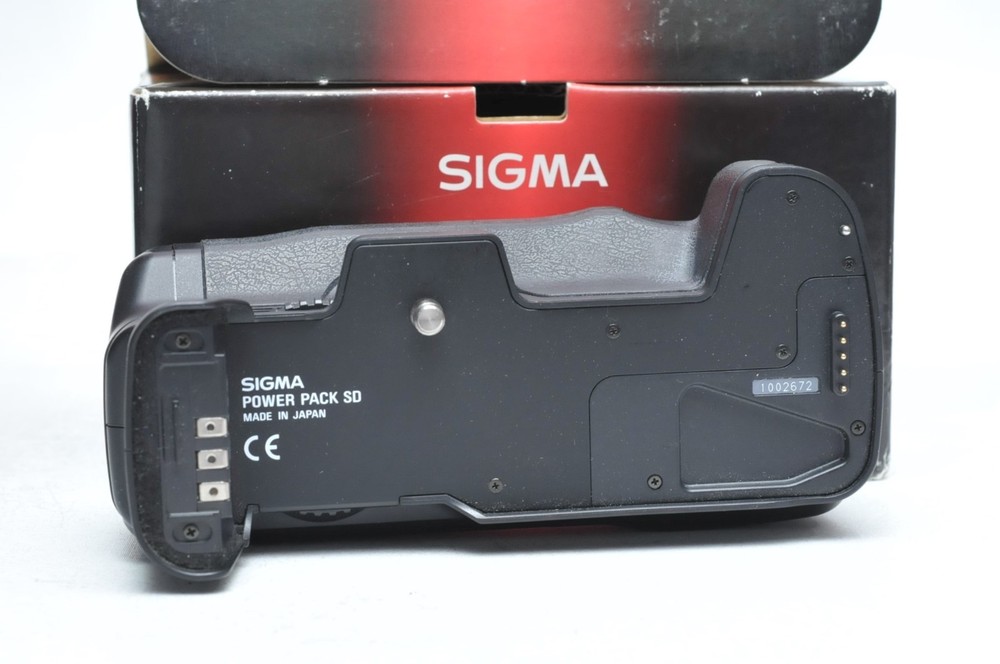 Sigma Battery Pack (Power Pack SD) for SD9 SLR Digital Camera Body