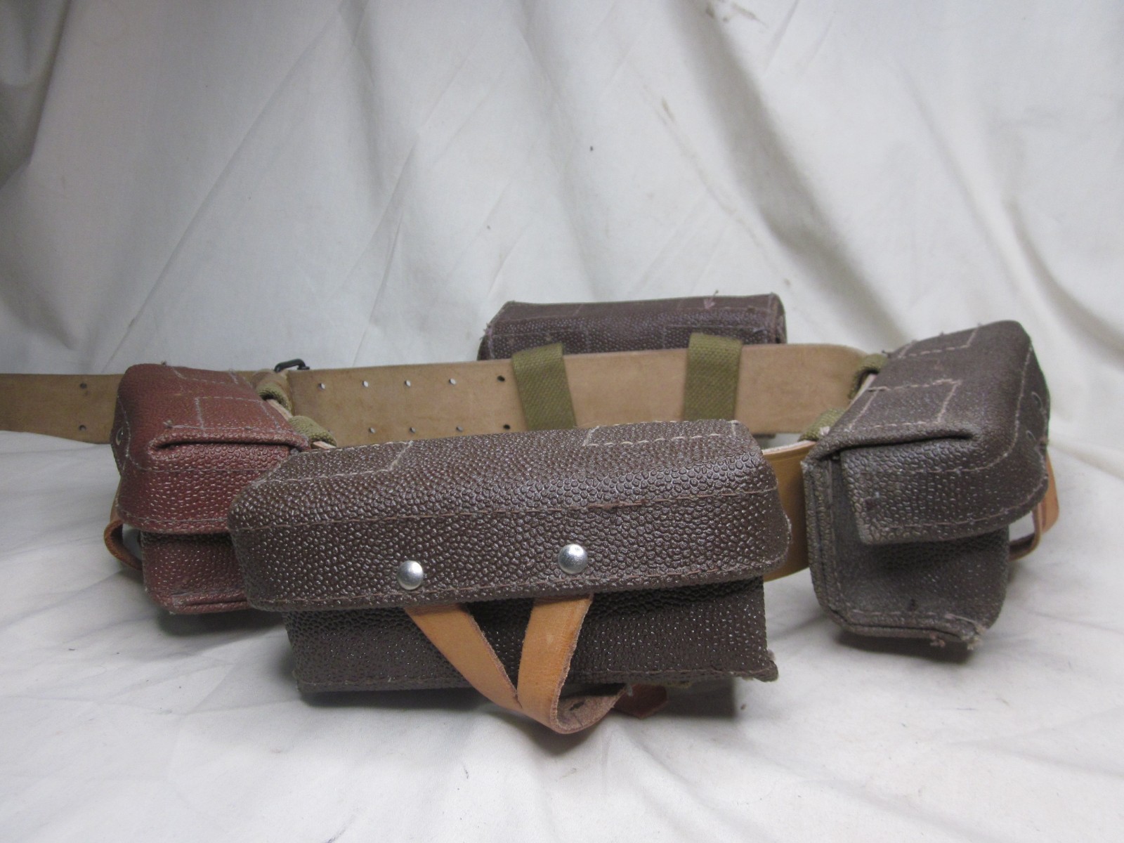 vintage T2 4 pouch bag ammo munition tactical leather military bandolier belt