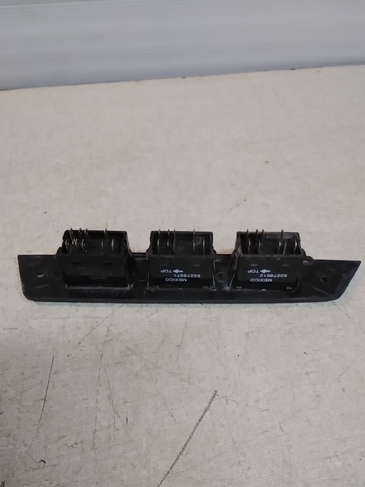 Mack Switch Panel LH 71RU3359M2