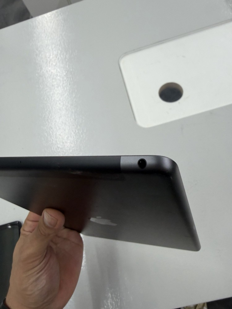 iPhone iPad For Parts