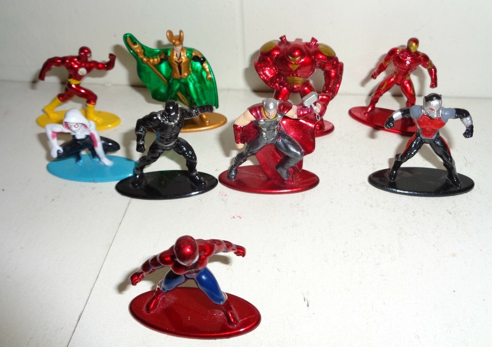 9 SMALL SPIDERMAN MARVEL FIGURINE SET NICE DIFFERENT DESIGN NR