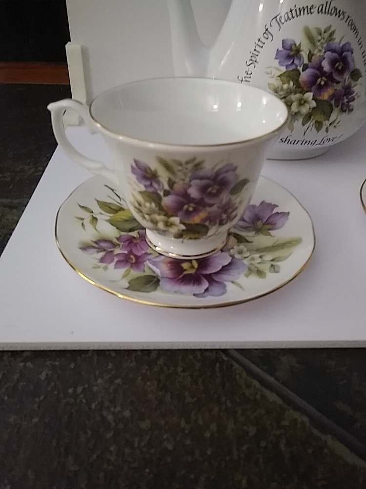 Gold Edged Tea Set