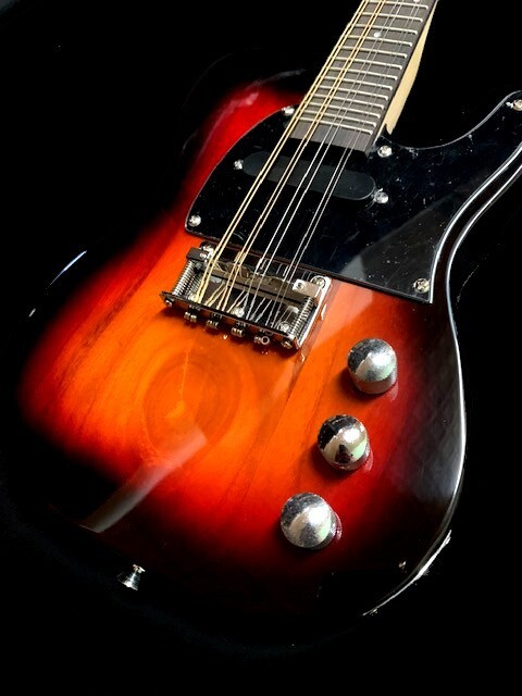 GREAT PLAYING NEW 8 STRING ELECTRIC MANDOLIN SUNBURST SOLID MANDO CASTER