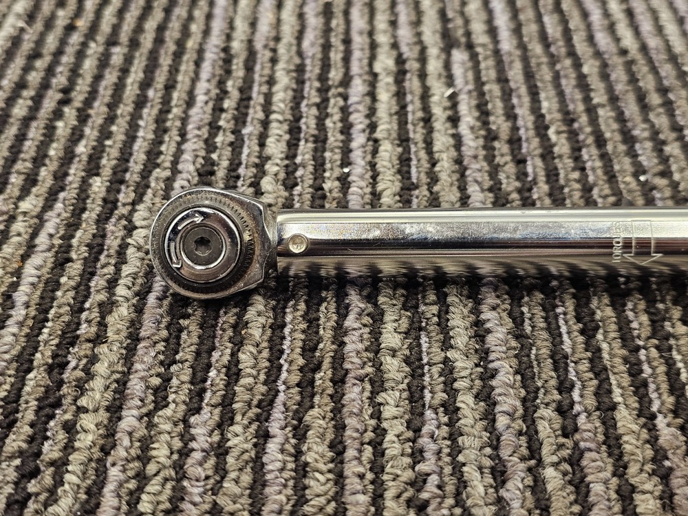 1/4" Drive Round-Head Micro-Adjustable Torque Wrench