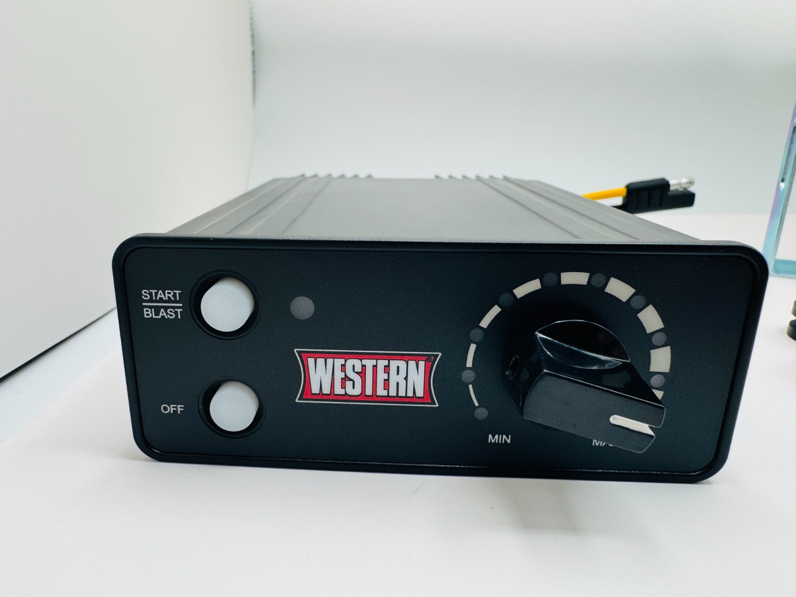 WESTERN SNOWPLOW PART # 28866 - PRO FLO SALT SPREADER CONTROLLER