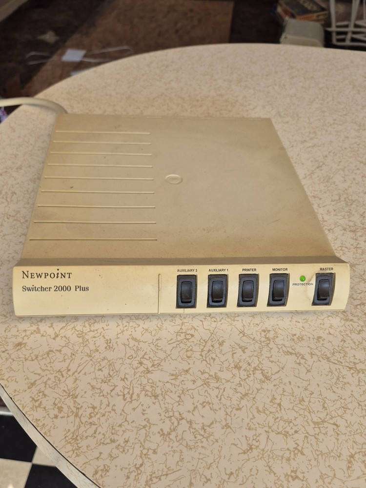 Newpoint Switcher 2000 Plus 6 Outlet Surge Protector TESTED WORKS