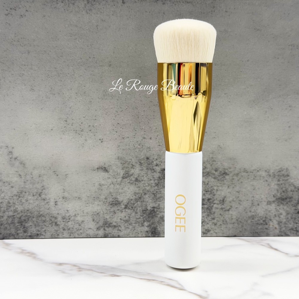 Ogee The Base Brush - Foundation Buffing Brush