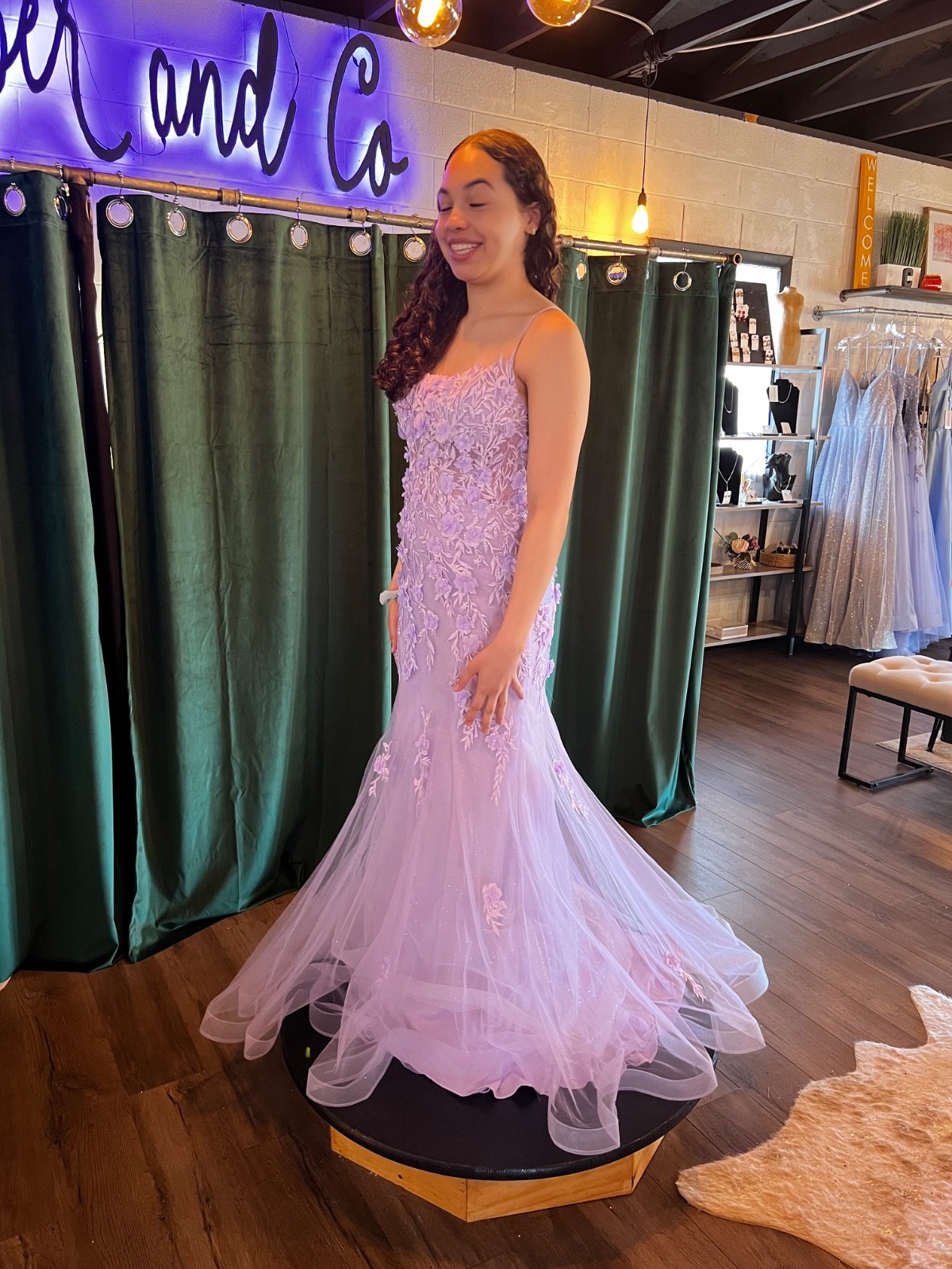 Ladivine by Cinderella CD995 lavender mermaid prom dress - sz 6