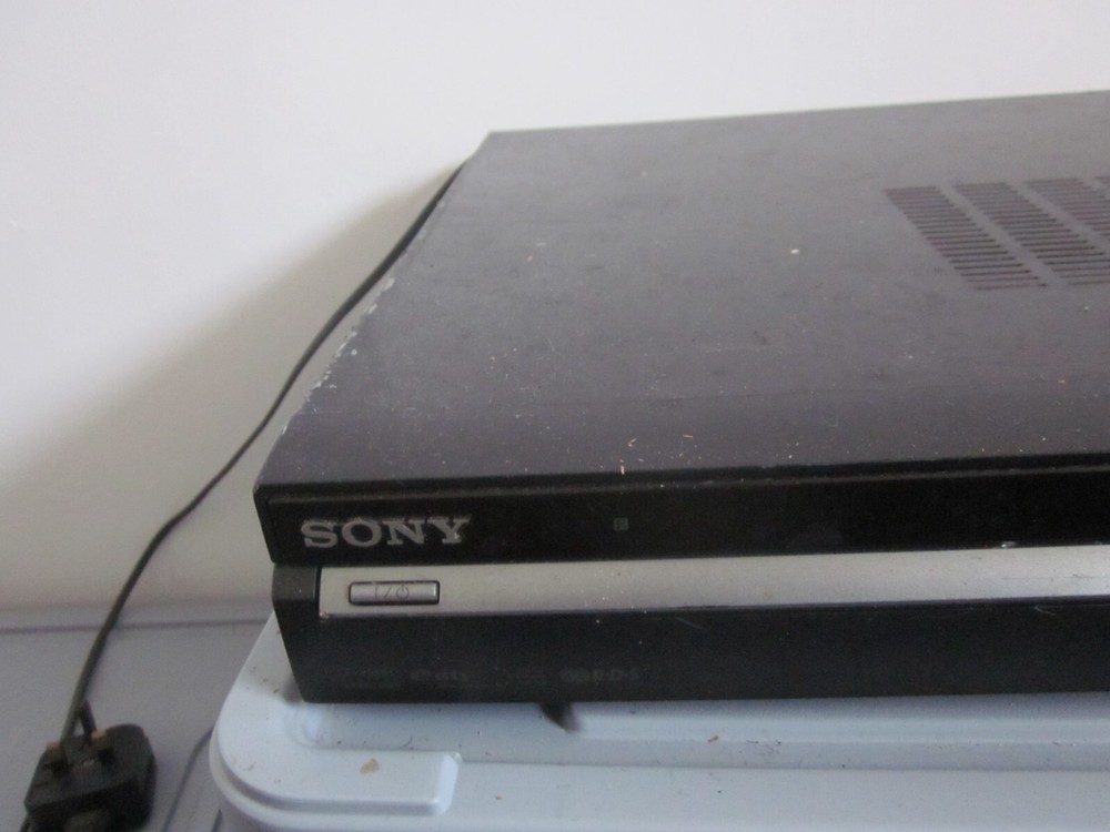Sony Sound Master. Untested.