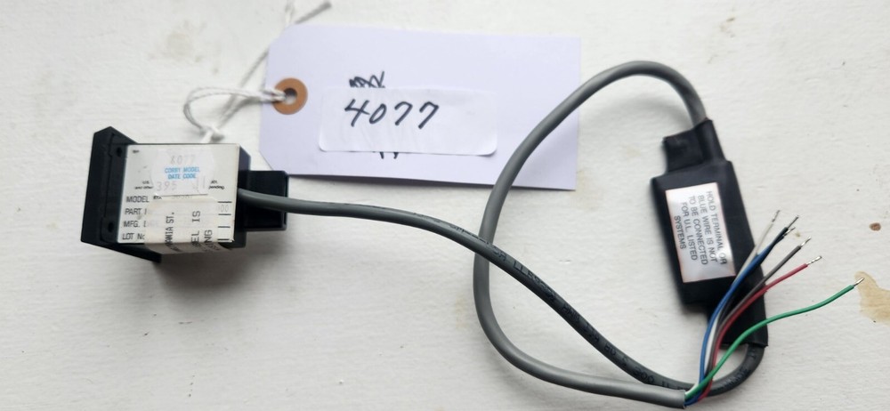 Corby 4077 Wiegand Sensorkey Miniature Black Insertion Reader In-The-Wall 5-12v