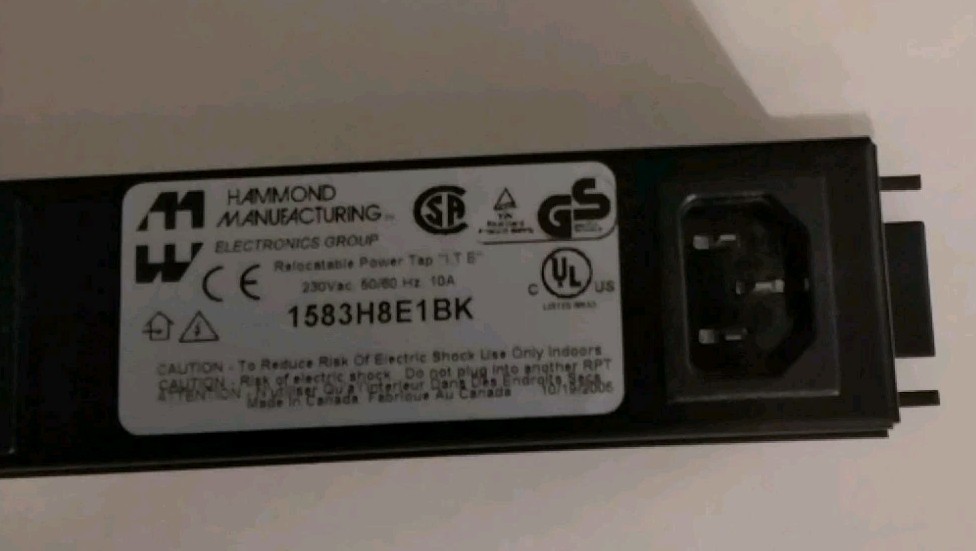 19 In Rack Mount Basic PDU, 10A, Single Phase 120-240V, Front & Rear Facing C13s