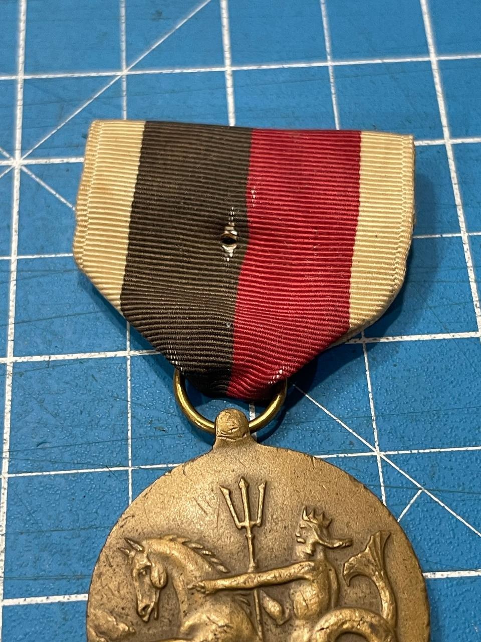 Original WWII US Navy Occupation Service Medal