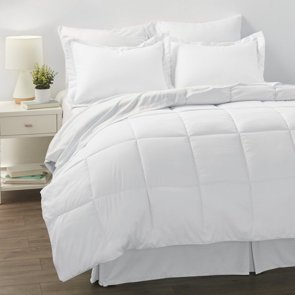 8-Piece White Bed in a Bag Microfiber Bedding Set, Queen