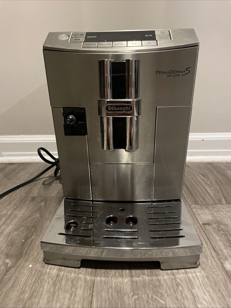 Delonghi Prima Donna S Deluxe Superautomatic coffee machine Works Missing Pipe
