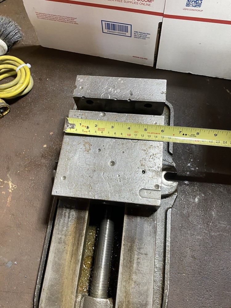 Kurt Machine Vise 6 “ With Handle ￼