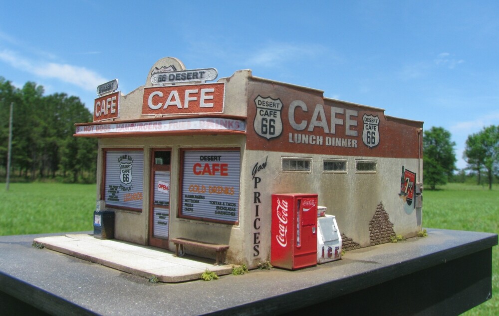 HO Scale Route 66 Series: DESERT CAFE Kit (2017)