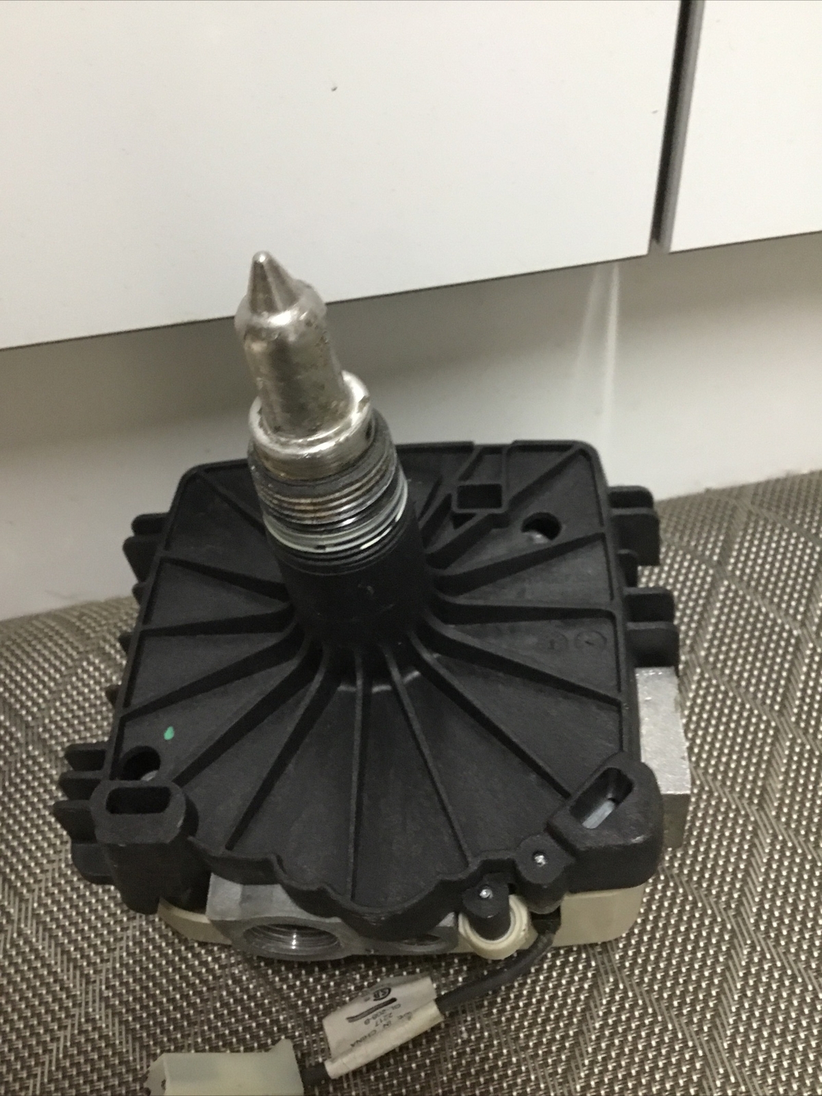 Honeywell Water Heater Gas Valve WV8840B1158 Tested