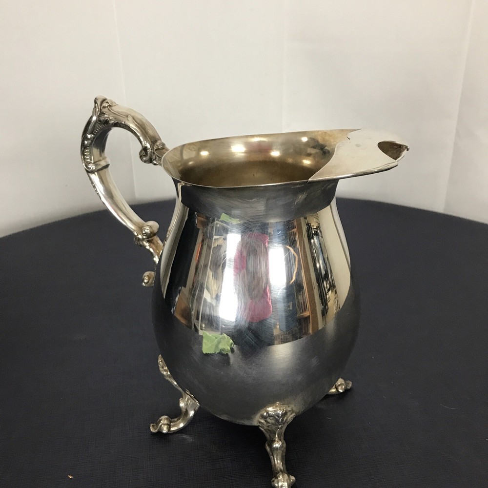 VINTAGE Sheridan Silversmiths SILVERPLATE WATER PITCHER Patina figural with lip