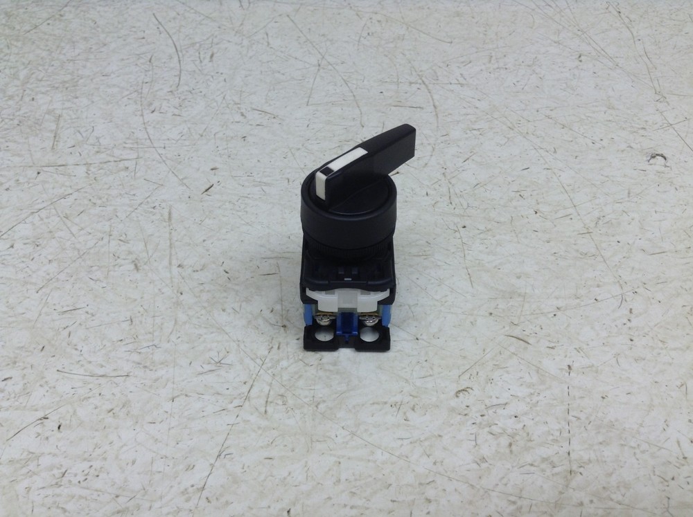 Fuji Electric AR22WR-2 2 Position Maintained Selector Switch AR22WR2 (VT)