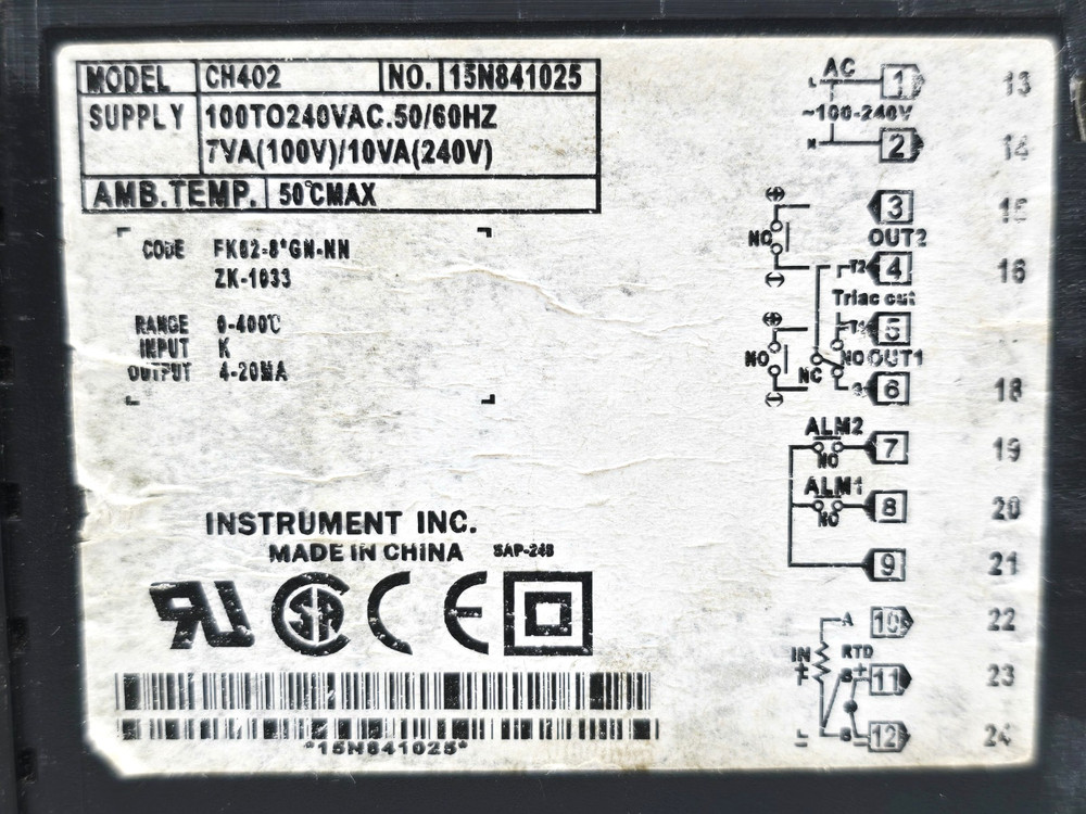 RKC CH402 DIGITAL TEMPERATURE CONTROLLER LOT OF 2
