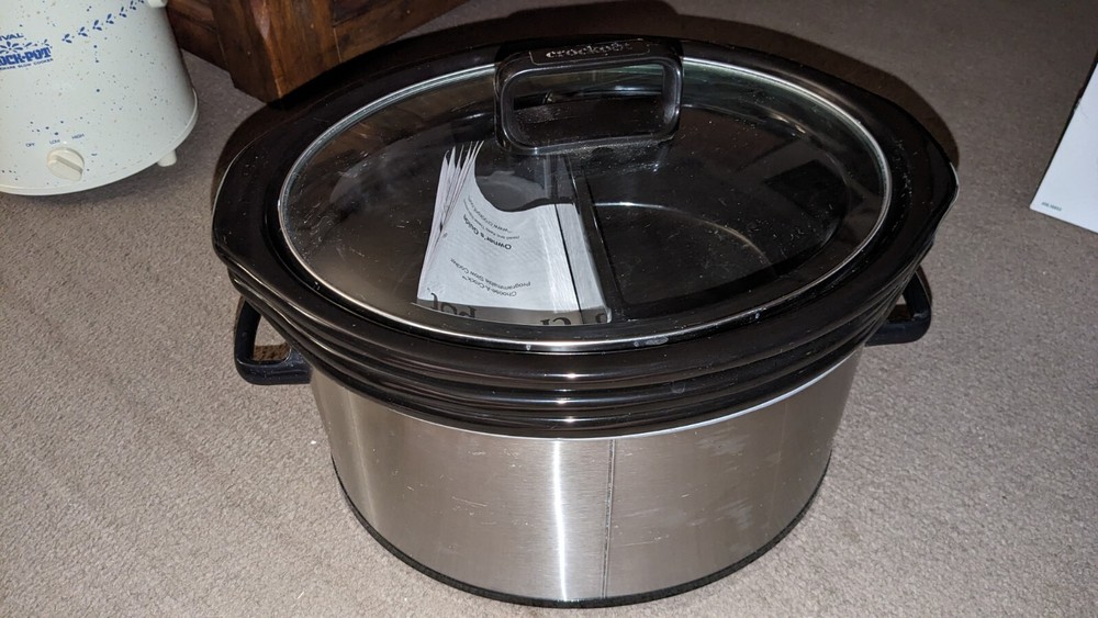 Crockpot 6 Quart ,3 Quart & 2.5 quart Split CPSCVC60CC3-S 3 Sizes In One Crock