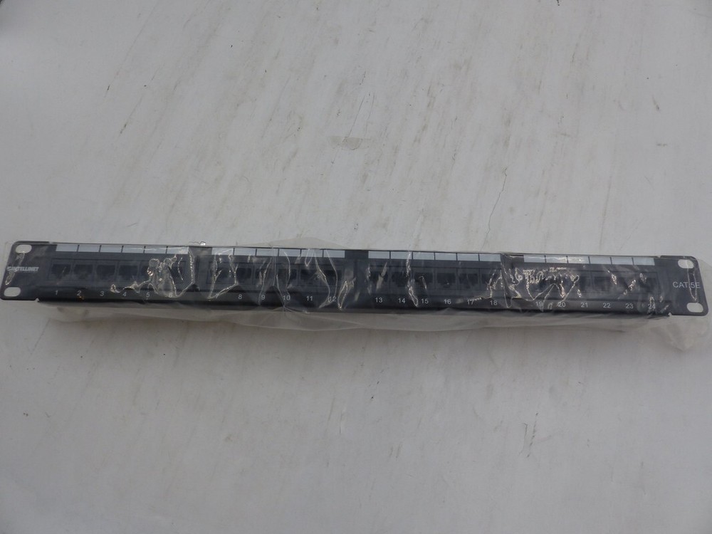 INTELLINET 513555 24-PORT CAT5E PATCH PANEL