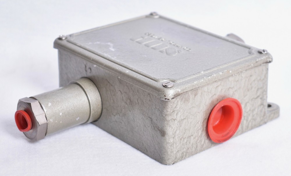 SOR Static O Ring Pressure Difference Switch 14V8-AA5-F1A-LL