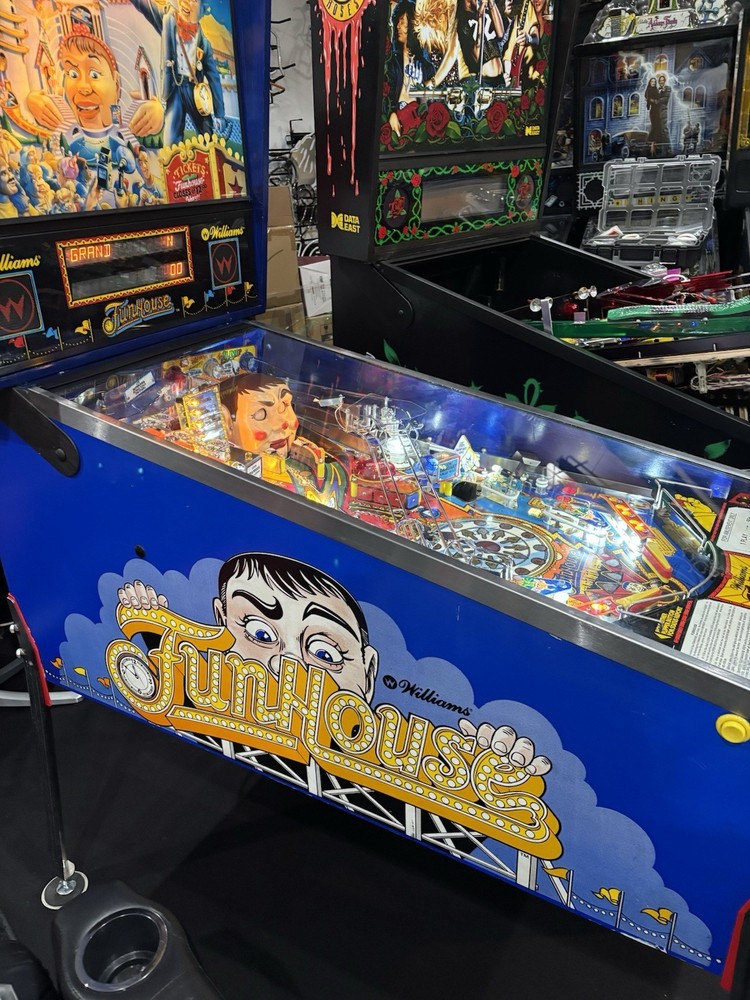 Fun House Pinball Machine By Williams Real Nice