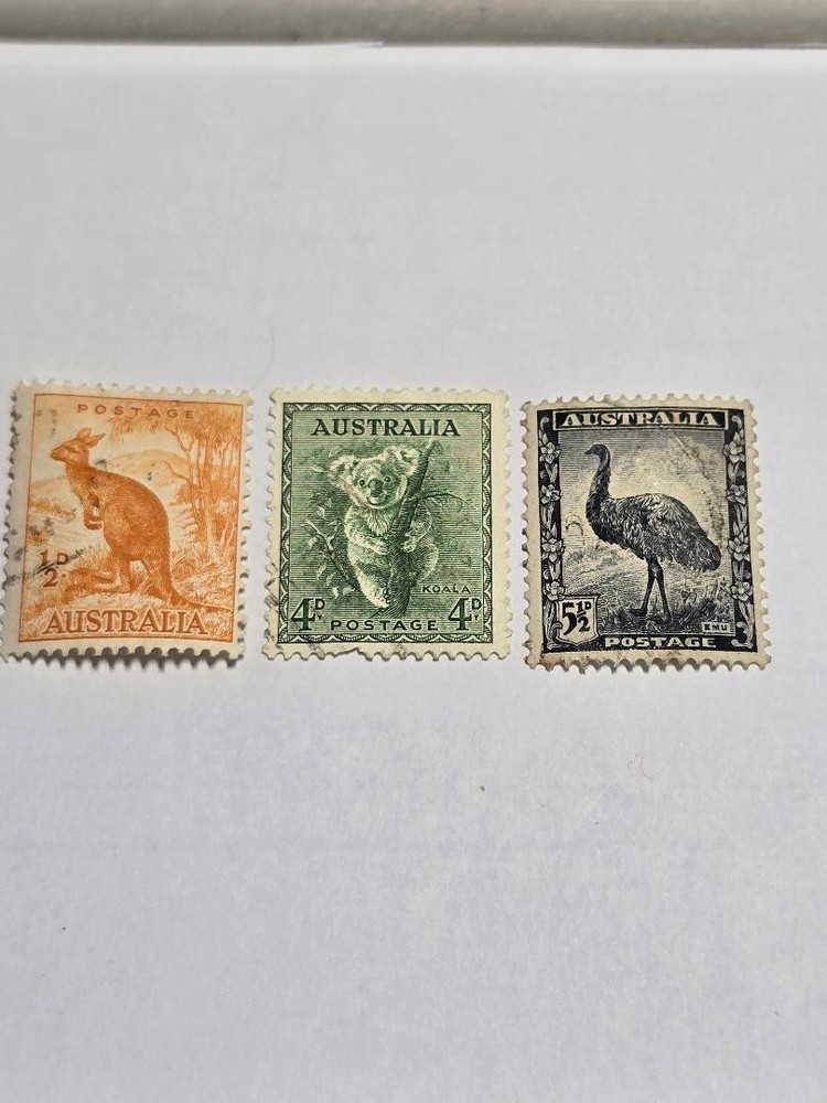 Kangaroo/ Koala/ Emu Australian Stamps, Orange. Green, & Grey.