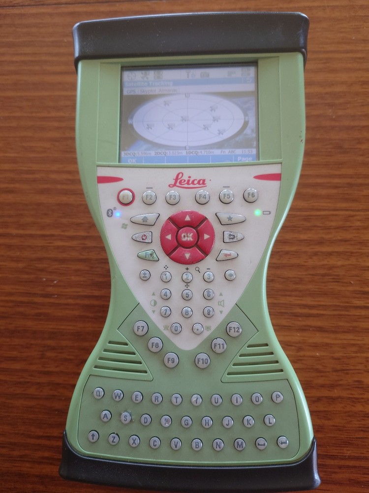 Leica GS15 GNSS and CS15 Field Controller