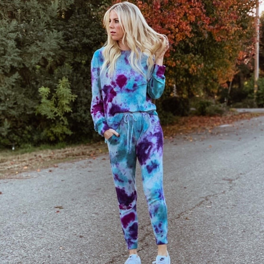 Tulip One-Step Tie-Dye Kit Celestial, Large Party Activity, Celestial