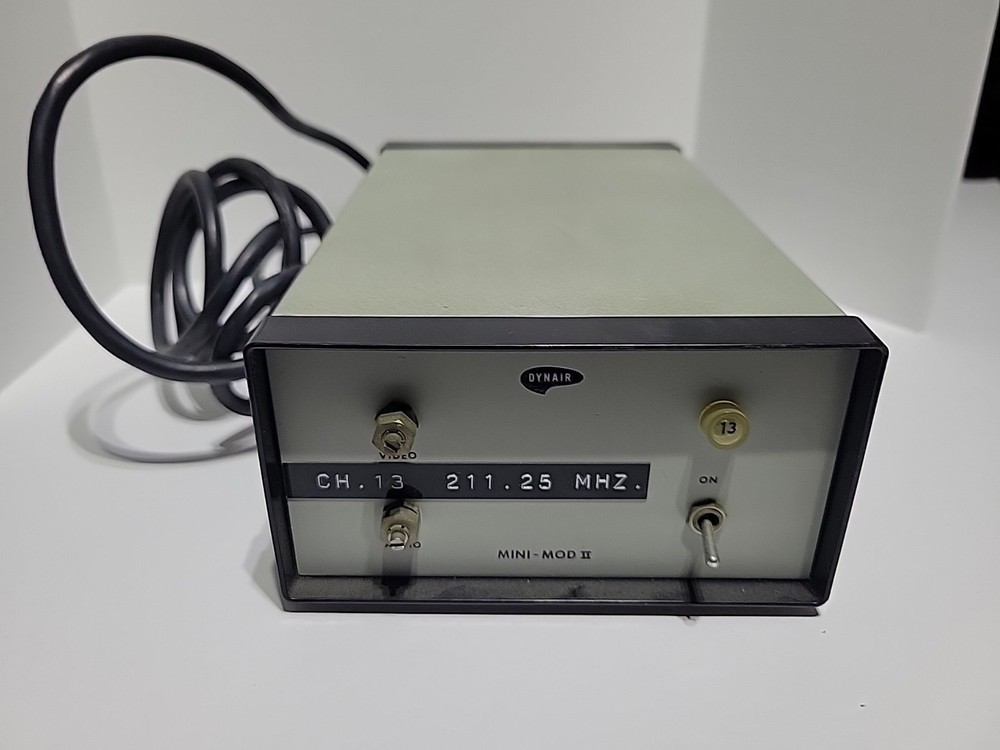 Vintage DYNAIR MINI-MOD II