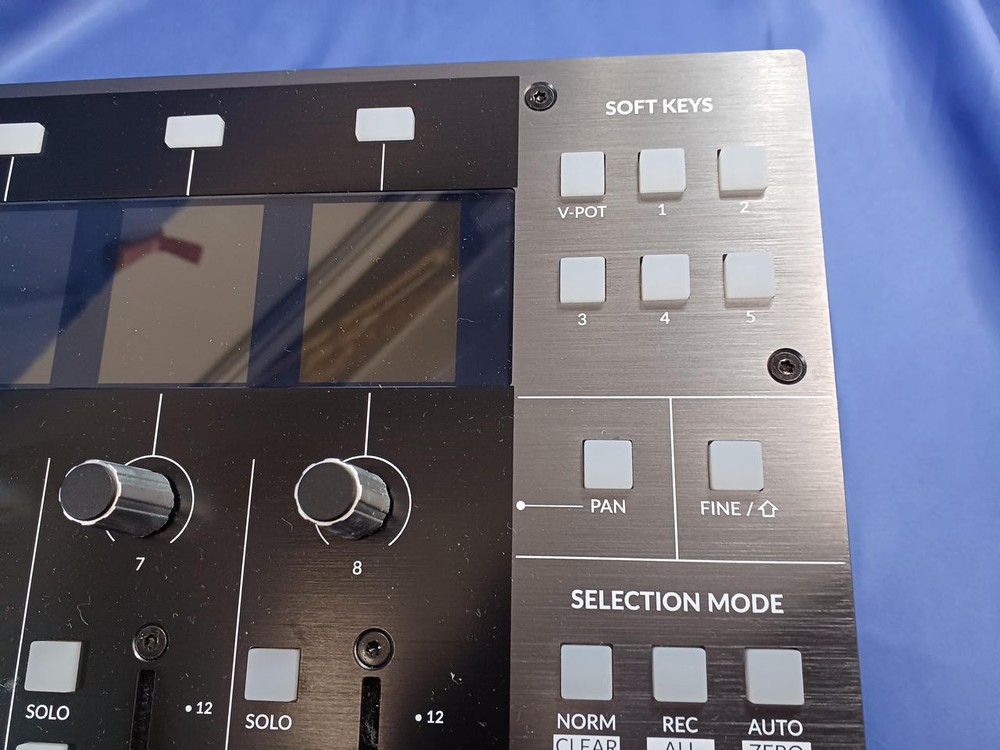 Solid State Logic SSL UF8 Advanced DAW Controller Works Well Tested TMB01 5.0